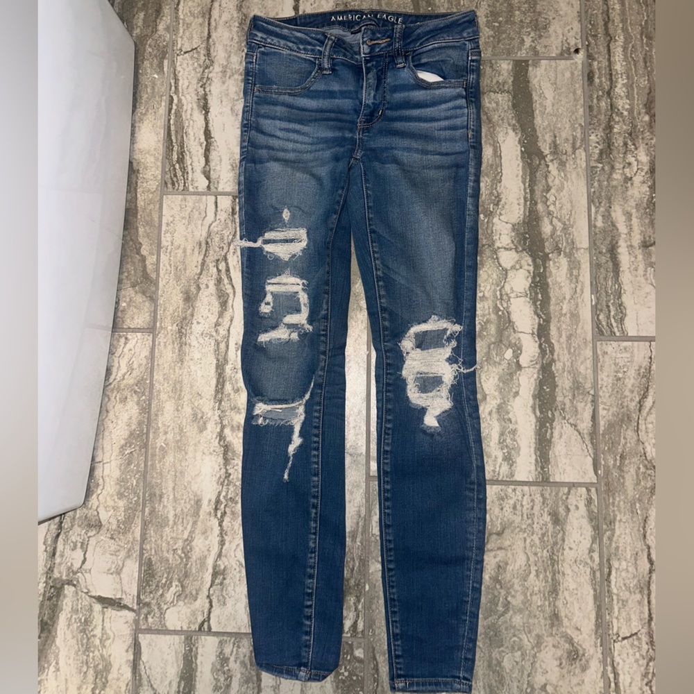 American Eagle Outfitters Women's Dark Blue Ripped Skinny Jeans
